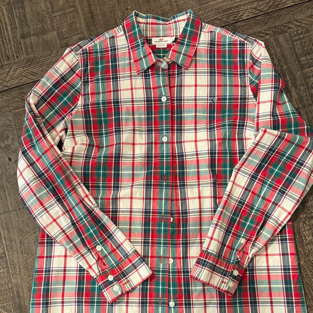 Vineyard Vines Red and Green Plaid Button Down Shirt Women’s Holiday Size 14